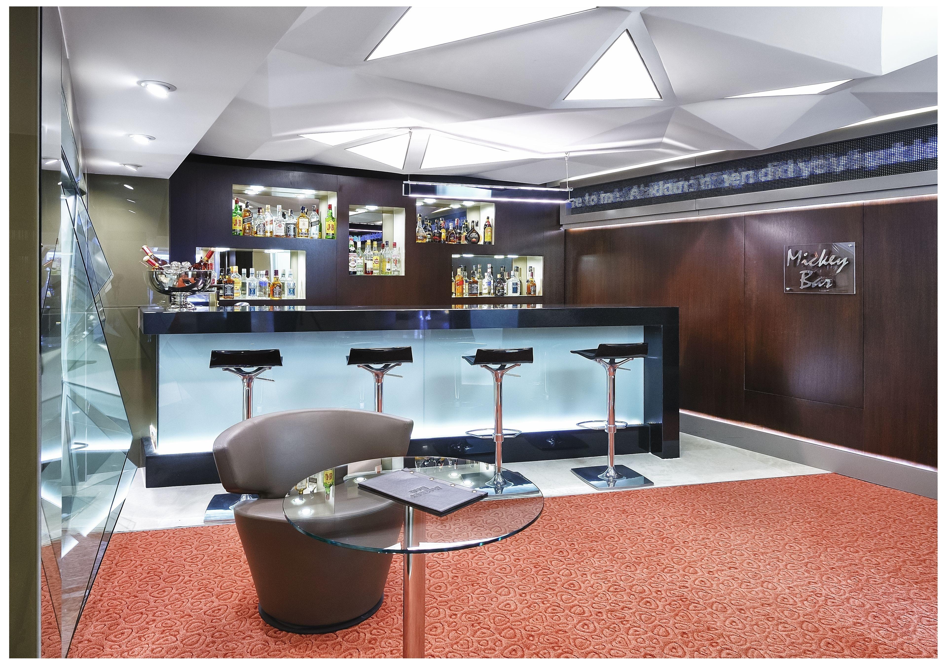 Cartoon Hotel — Foto’s 3